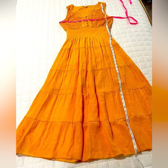 King’s Road Dresses & Skirts - King’s Road Boho Yellow Sleeveless Crochet Top Tiered Skirt Maci Dress Sz Med